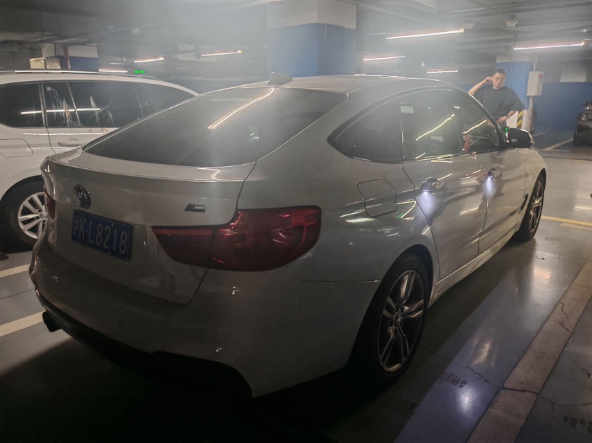 BMW 3 Series GT 2017 car image #2