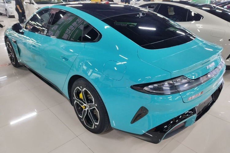 MI SU7 2024 car image #5