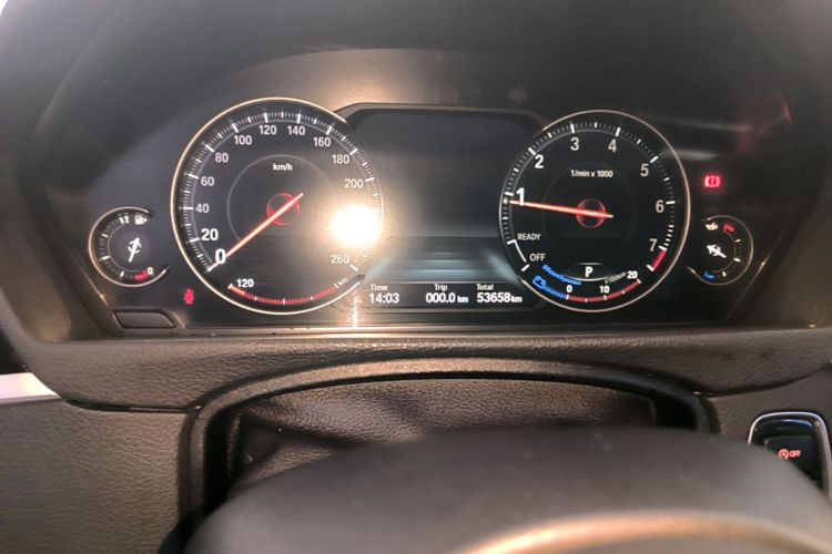 BMW 3 Series 2018 #12 BMW 3 Series 2018 car image #12
