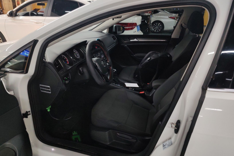 Volkswagen Golf 2016 imagen de coche #15