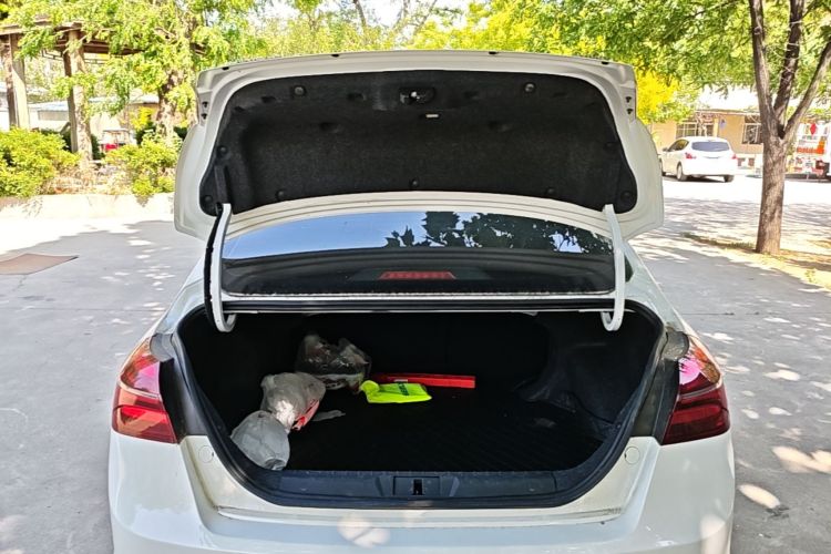 GEELY Emgrand 2020 #19 GEELY Emgrand 2020 car image #19