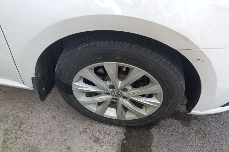 Volkswagen Lavida 2017 car image #9