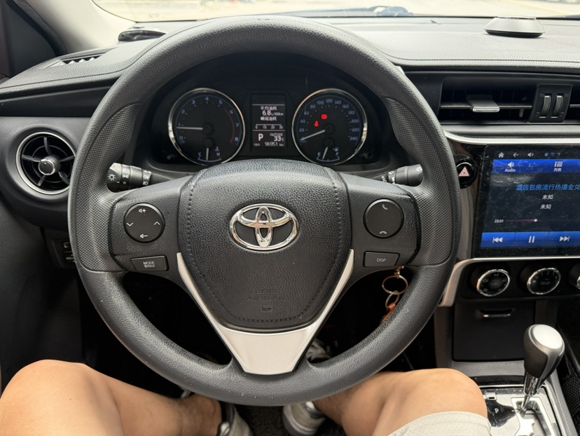 Toyota Corolla 2018 #8 Toyota Corolla 2018 car image #8