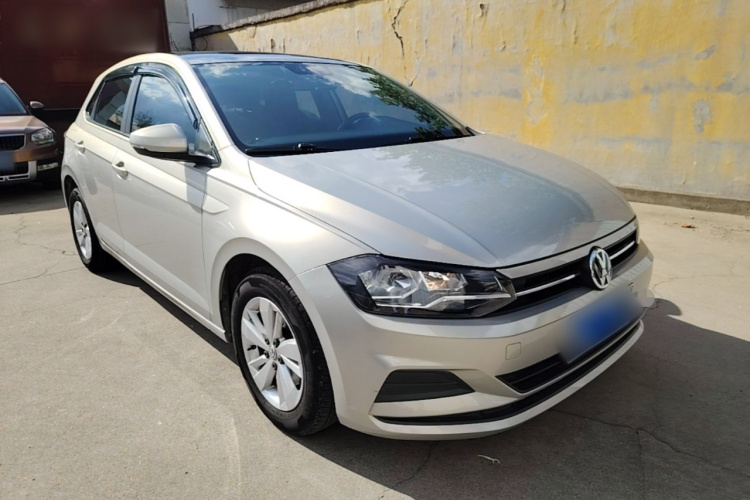 Volkswagen Polo 2020 car image #4