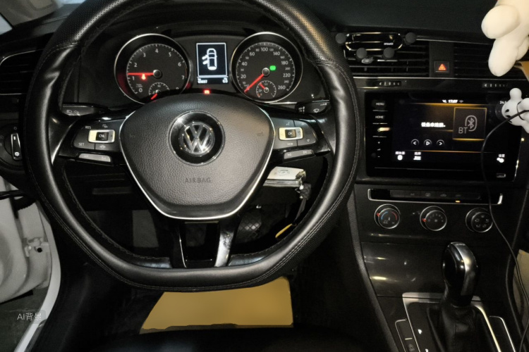 Volkswagen Golf 2020 #12 Volkswagen Golf 2020 car image #12