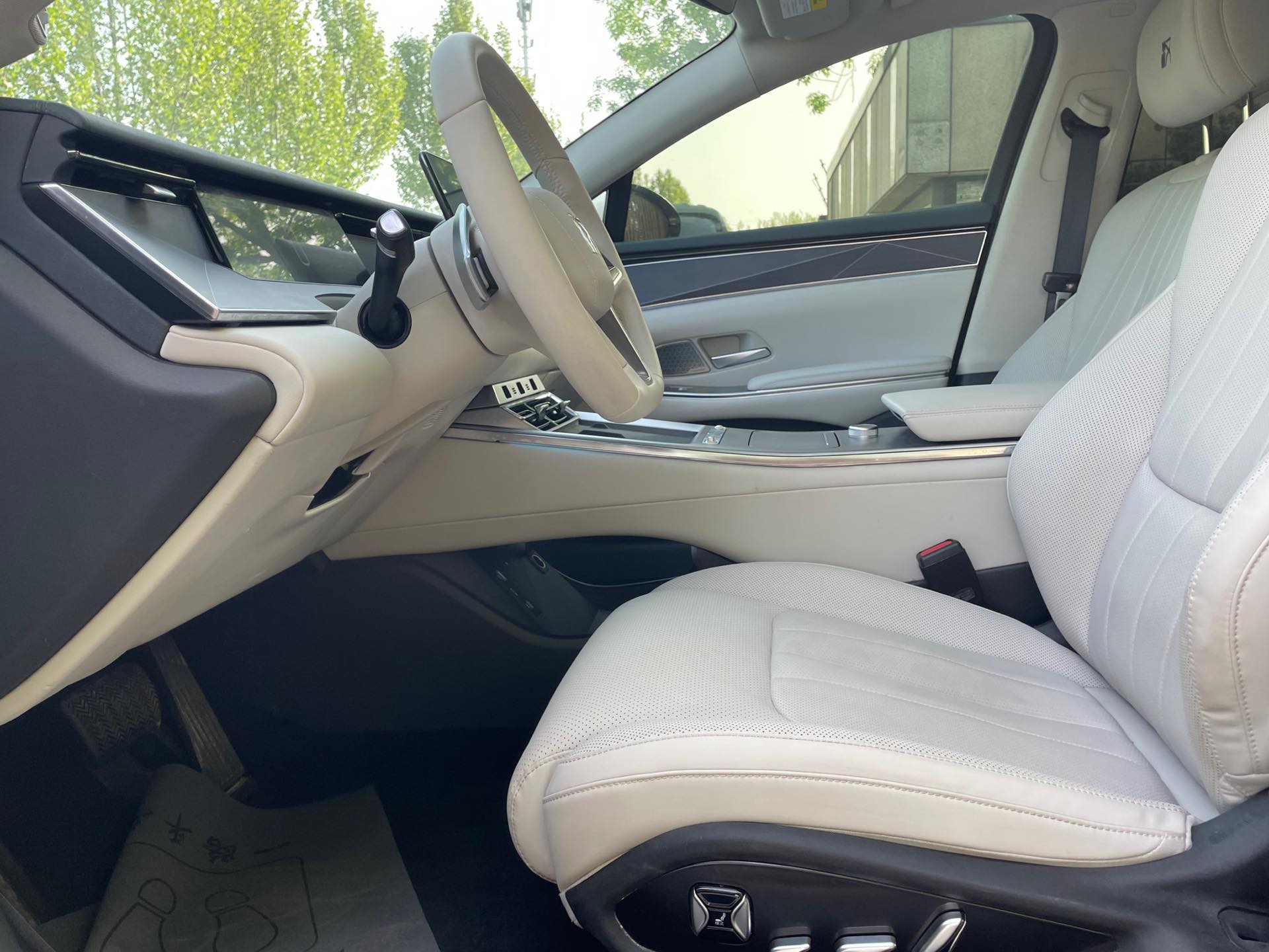 BYD HanL 2025 صورة سيارة #11