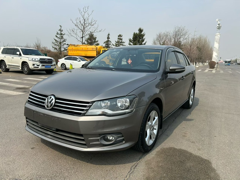 Volkswagen Bora 2013 Volkswagen Bora 2013 car image