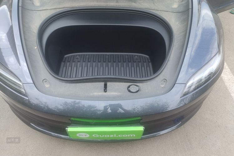 Tesla Model 3 2025 car image #22
