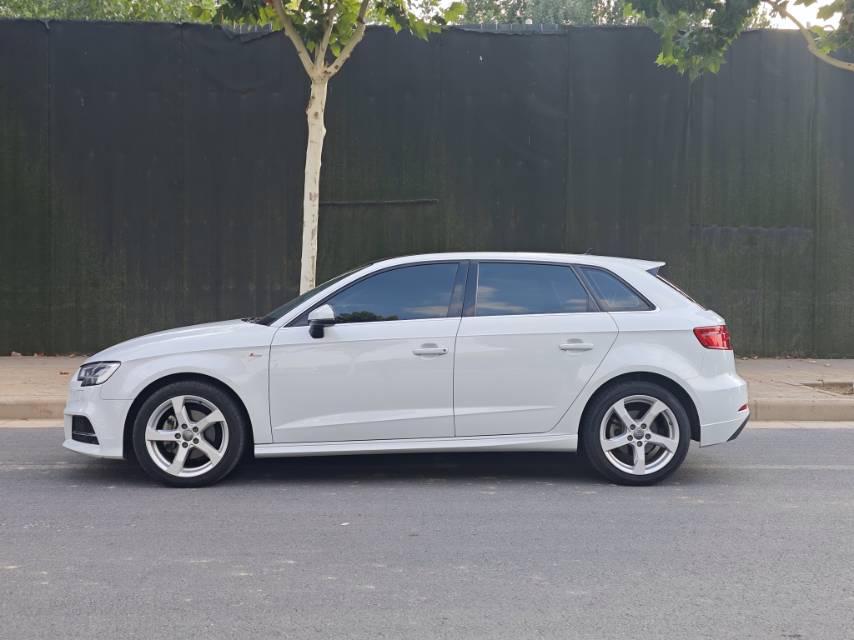 Audi A3 2021 car image #3