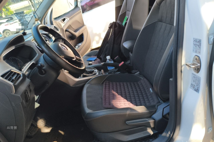 Volkswagen T-Cross 2021 car image #17
