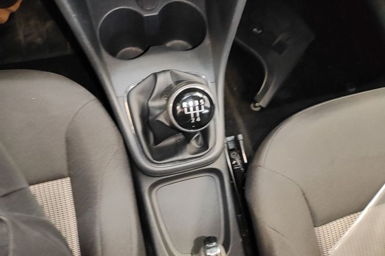 Volkswagen Polo 2016 #14 Volkswagen Polo 2016 car image #14