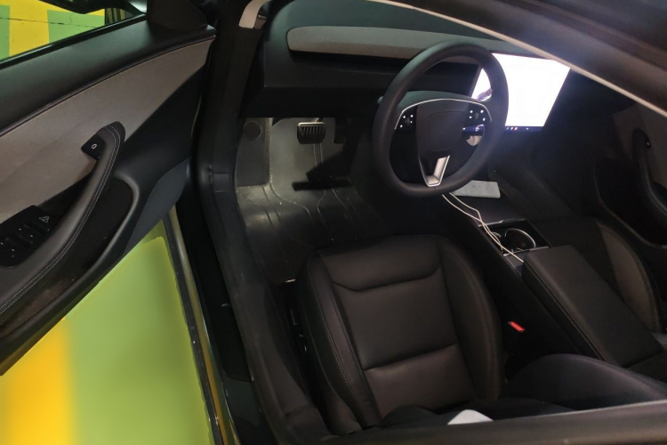 Tesla Model 3 2025 #9 Tesla Model 3 2025 car image #9
