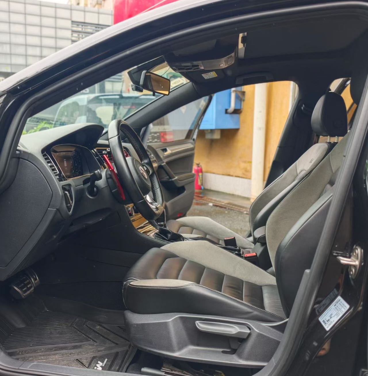 Volkswagen Golf 2020 car image #4