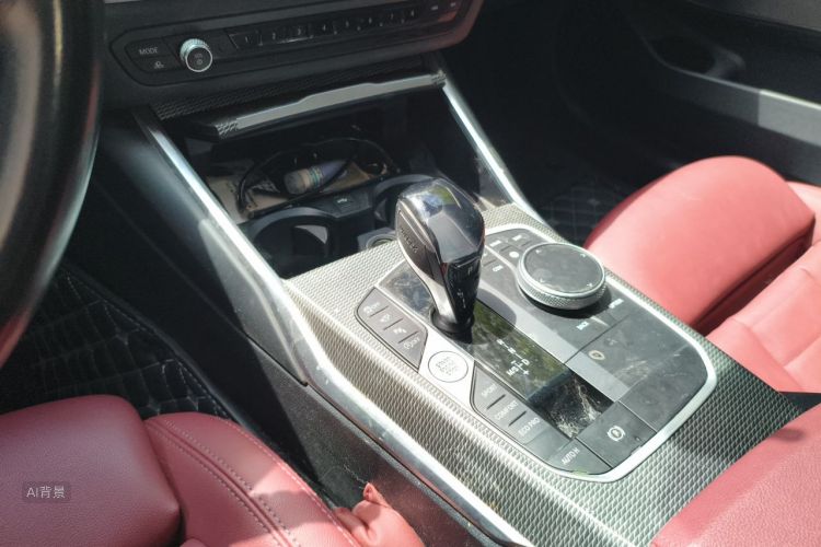 BMW 3 Series 2021 car image #16