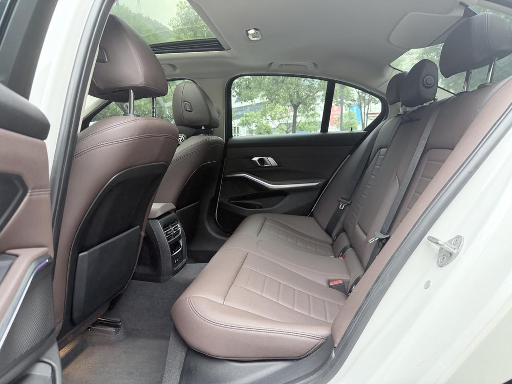BMW 3 Series 2019 #16 BMW 3 Series 2019 immagine di auto #16