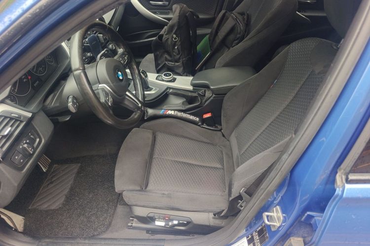 BMW 3 Series 2017 #15 BMW 3 Series 2017 car image #15