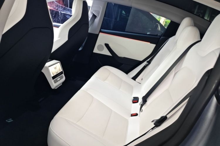 Tesla Model 3 2024 #17 Tesla Model 3 2024 car image #17