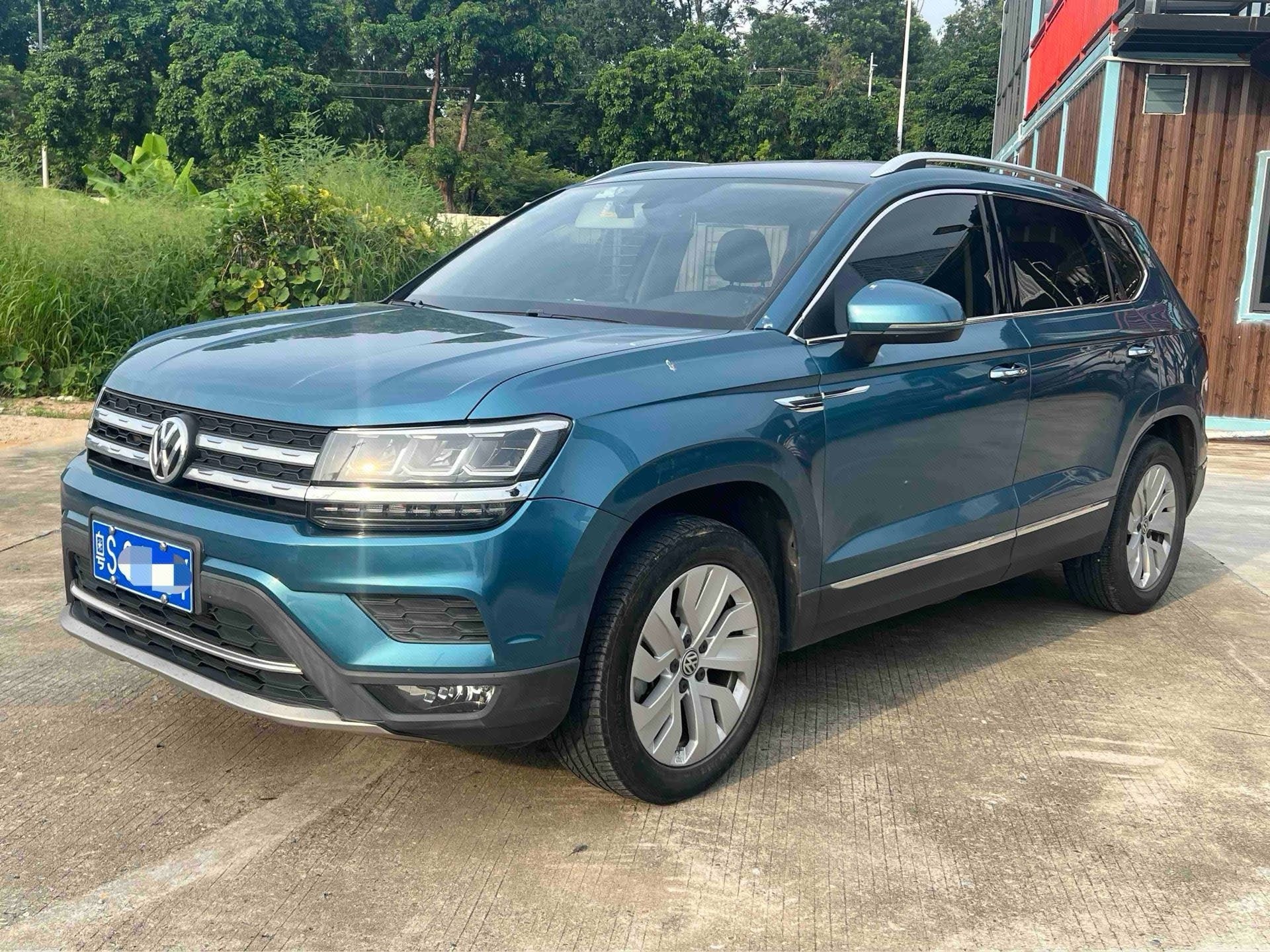 2019 2019 car image