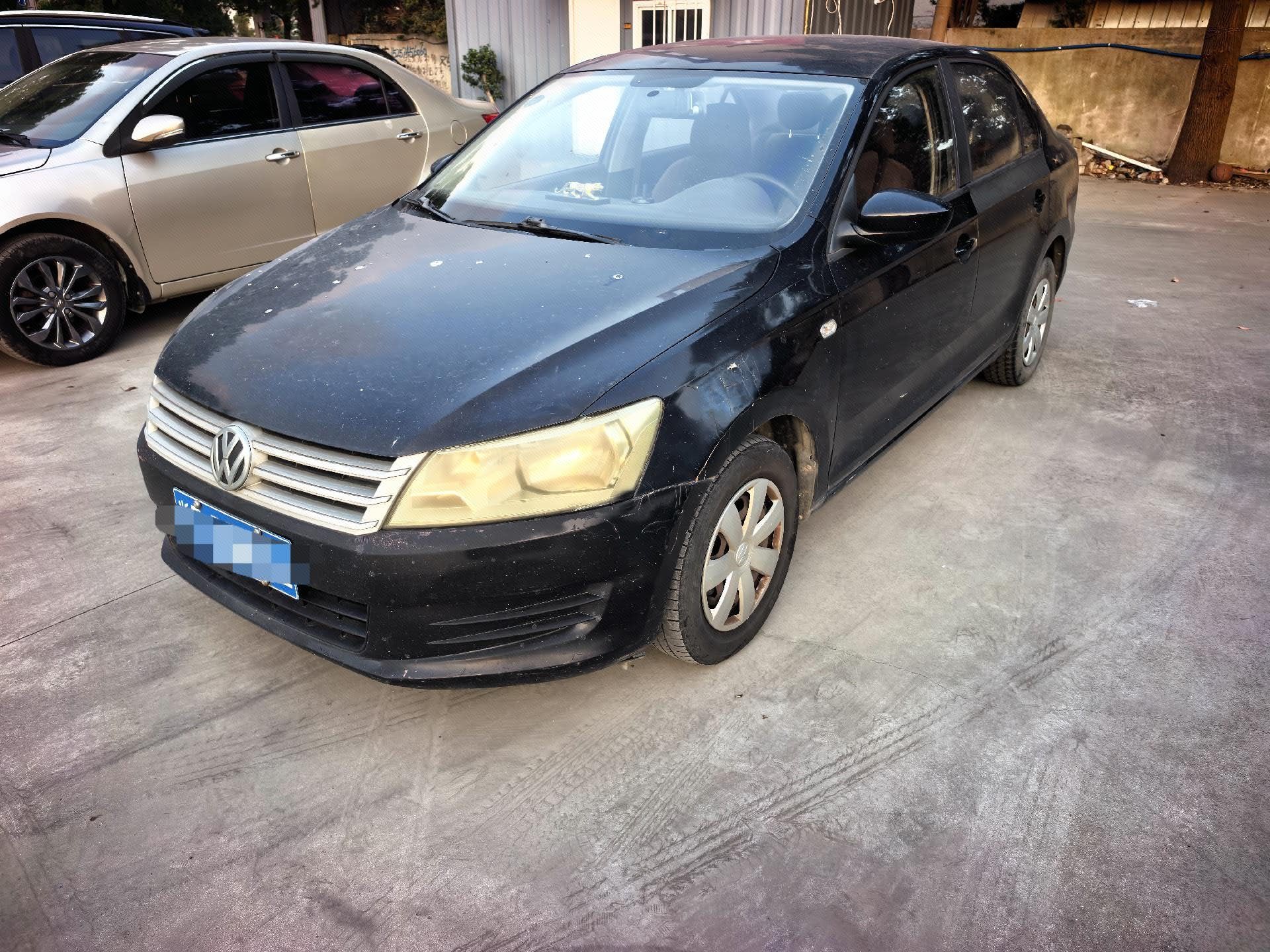 Volkswagen Santana 2015 car image 