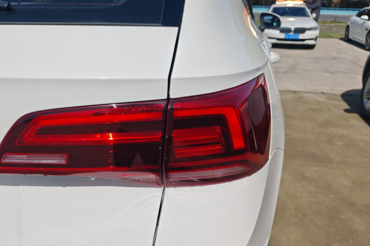 Volkswagen Tharu 2020 immagine di auto #8