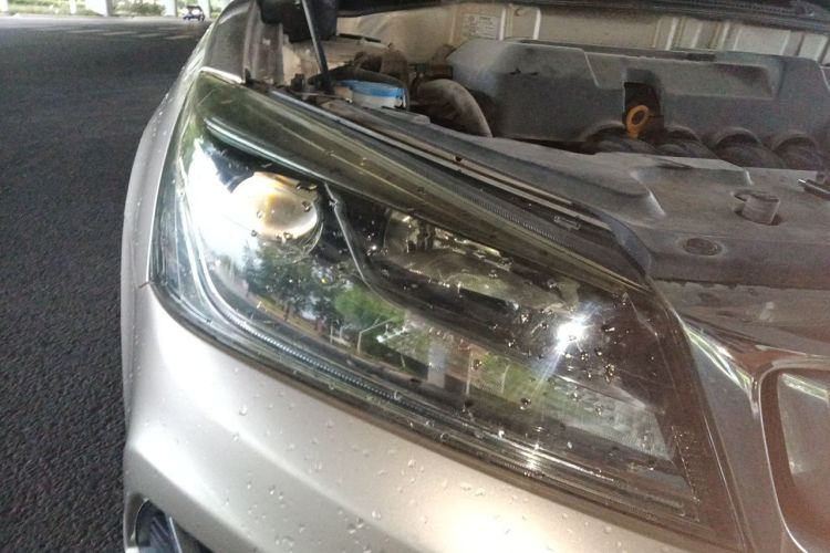 GEELY Emgrand 2019 car image #8