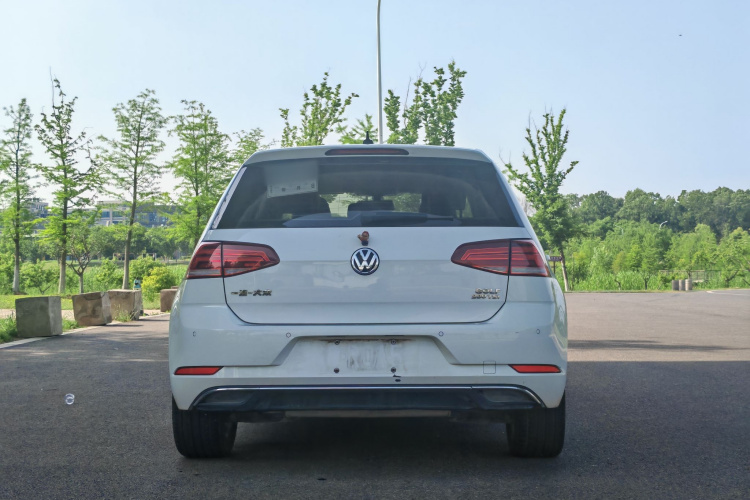 Volkswagen Golf 2020 #7 Volkswagen Golf 2020 car image #7