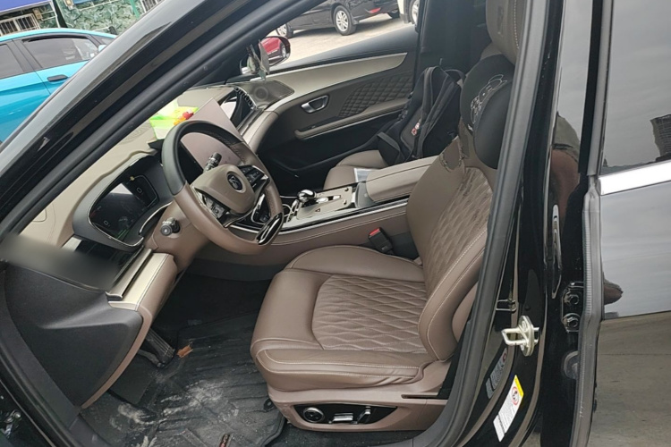 BYD Han 2023 изображение автомобиля #15