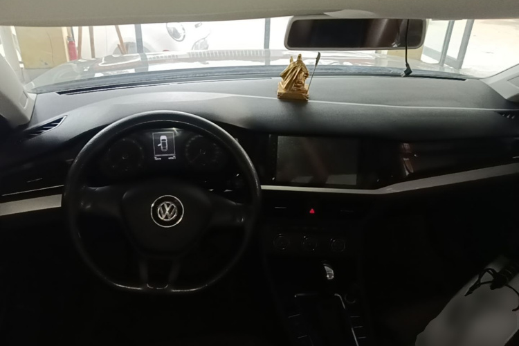 Volkswagen Bora 2019 car image #10