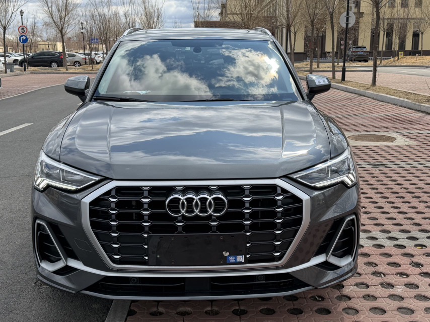 Audi Q3 2023 #3 Audi Q3 2023 car image #3