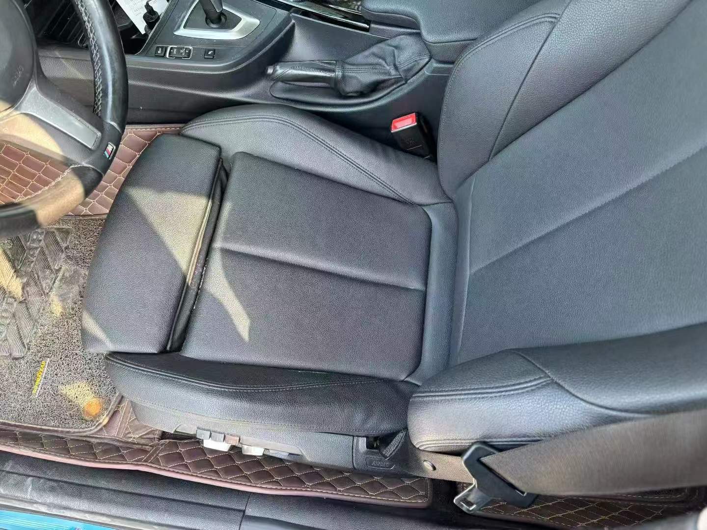 BMW 3 Series 2019 car image #3