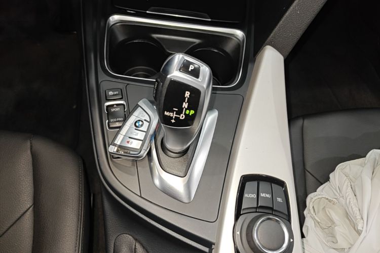 BMW 3 Series 2015 #14 BMW 3 Series 2015 car image #14