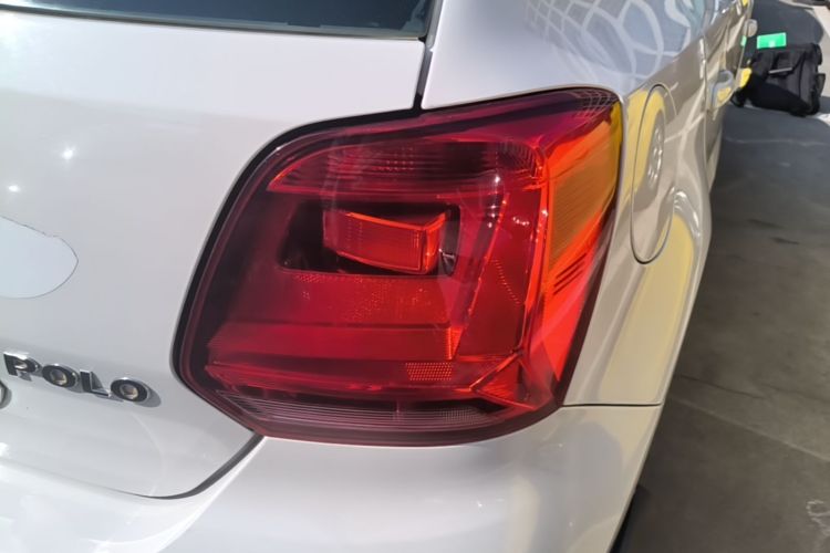 Volkswagen Polo 2015 #8 Volkswagen Polo 2015 car image #8
