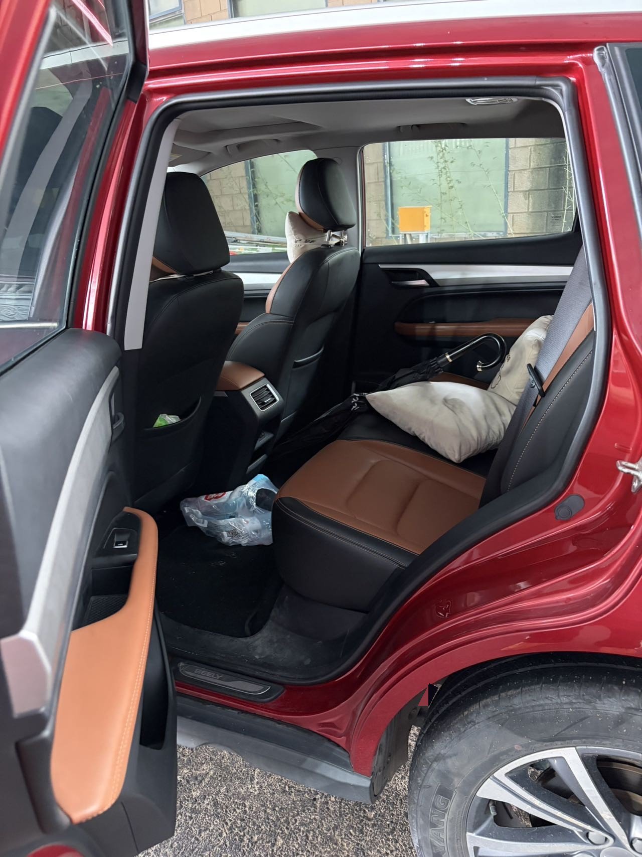 GEELY Vision X6 2021 car image #4