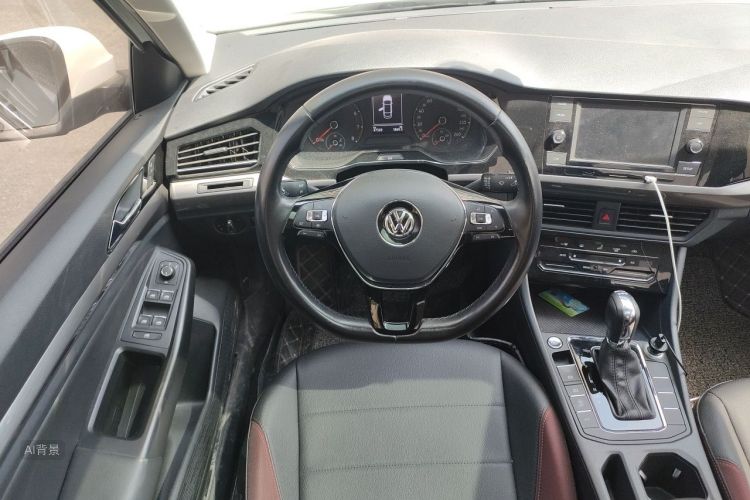Volkswagen Bora 2020 car image #12