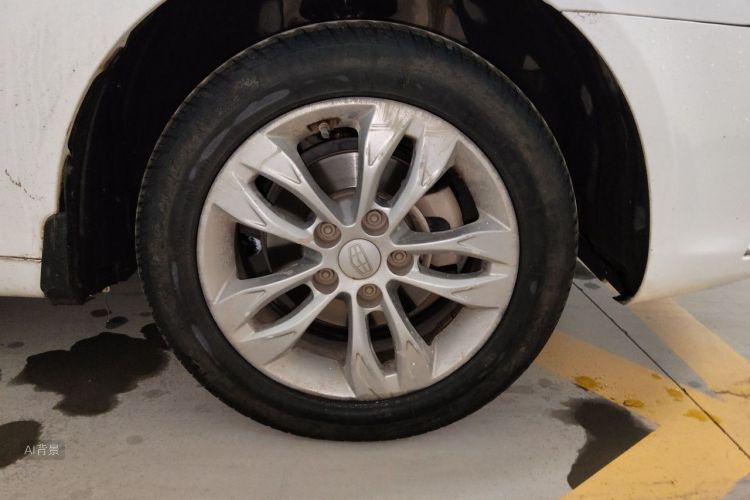 GEELY Emgrand 2016 car image #9