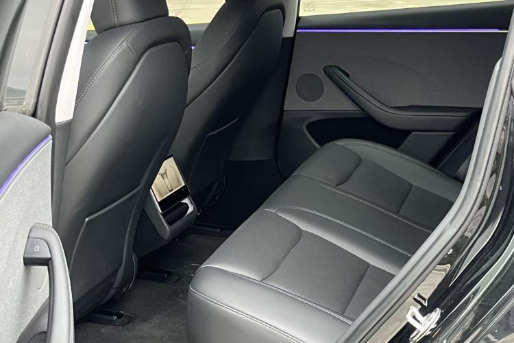 Tesla Model 3 2024 #11 Tesla Model 3 2024 car image #11
