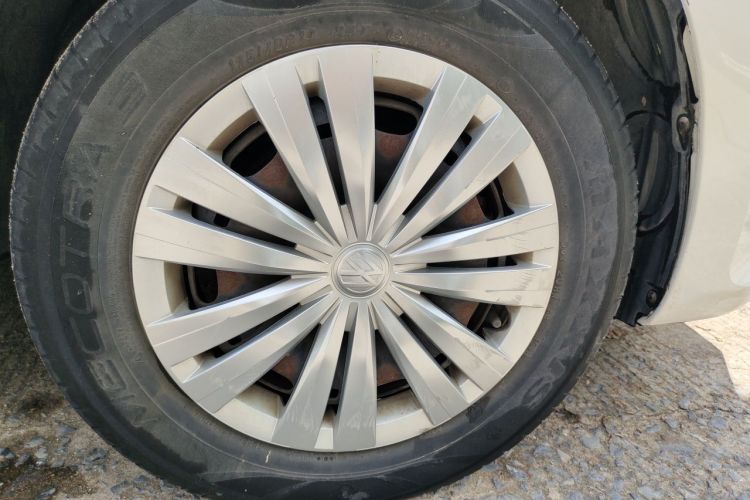 Volkswagen Santana 2019 car image #6