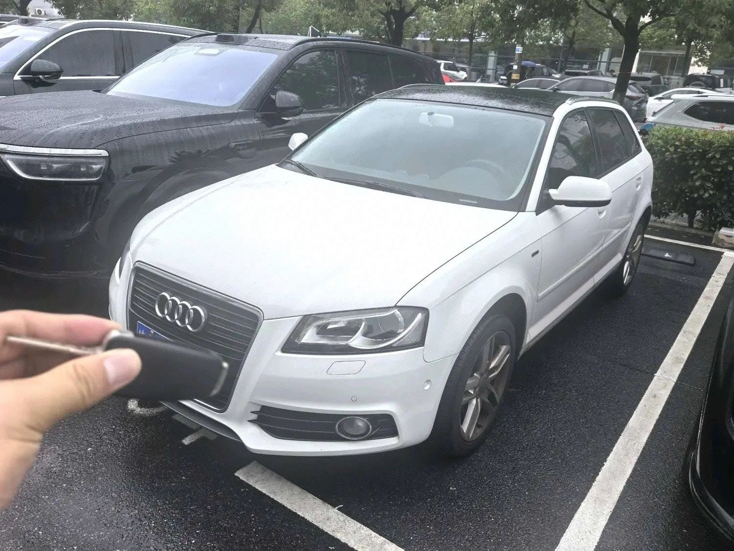 2013 2013 car image