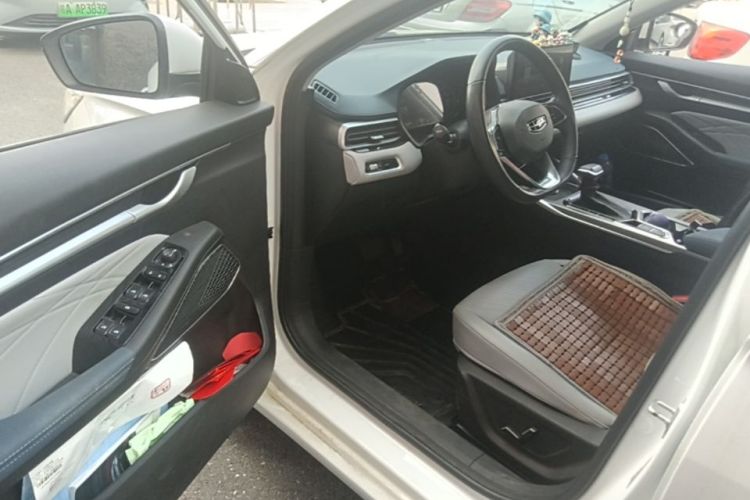 GEELY Emgrand 2022 #16 GEELY Emgrand 2022 car image #16