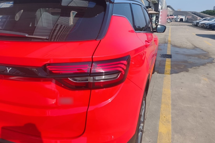 GEELY Coolray 2022 #8 GEELY Coolray 2022 car image #8