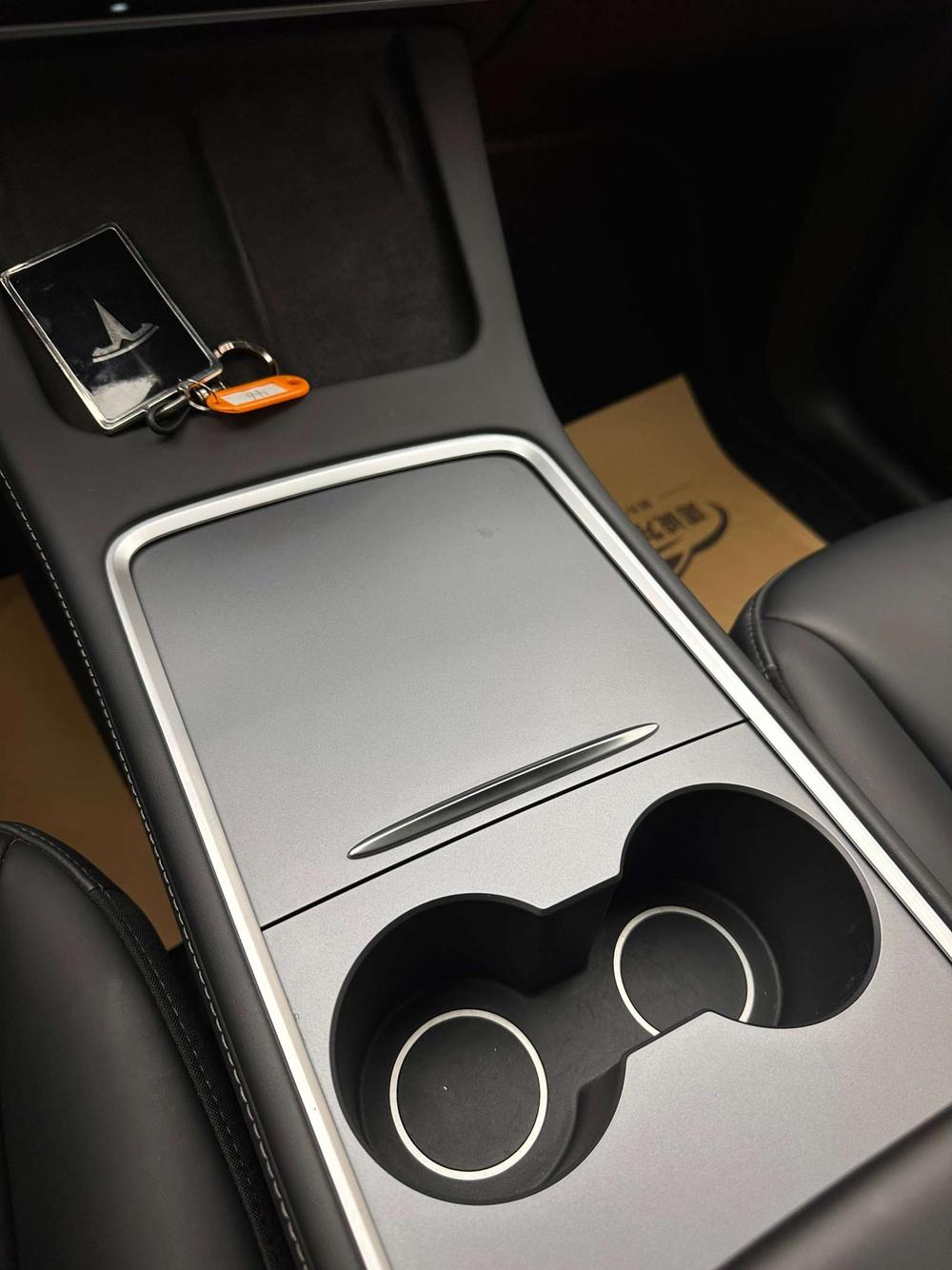 Tesla Model Y 2023 #16 Tesla Model Y 2023 car image #16