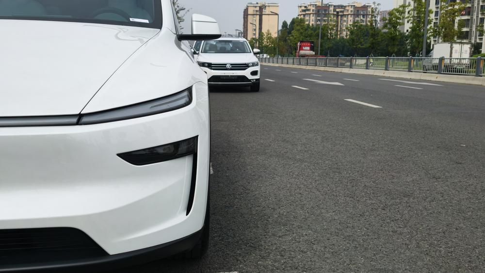 Tesla Model Y 2025 #11 Tesla Model Y 2025 imagen de coche #11