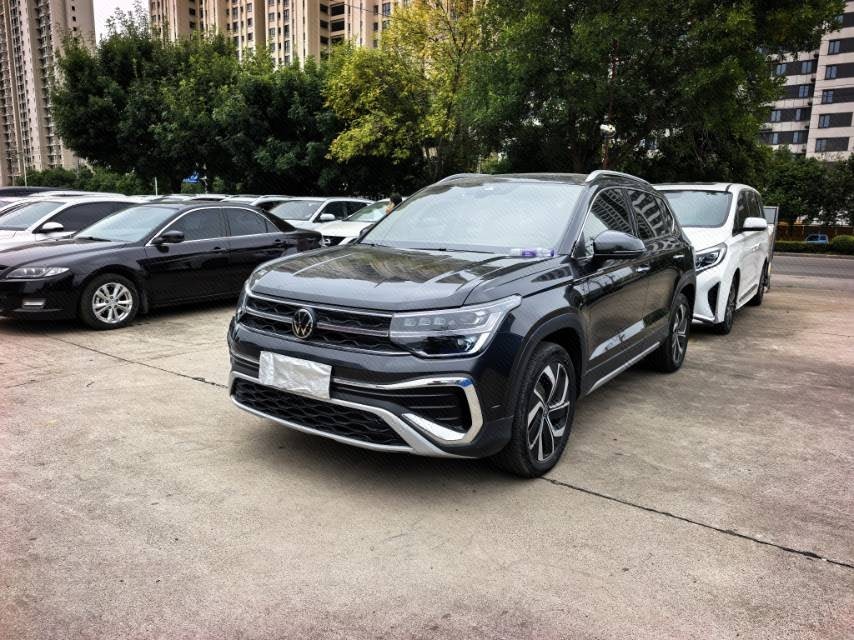 2024 immagine di auto 