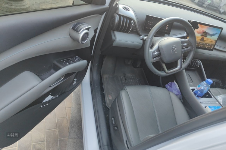 BYD Yuan Plus 2025 immagine di auto #18