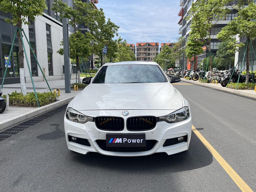 BMW 3 Series 2018 #2 BMW 3 Series 2018 car image #2