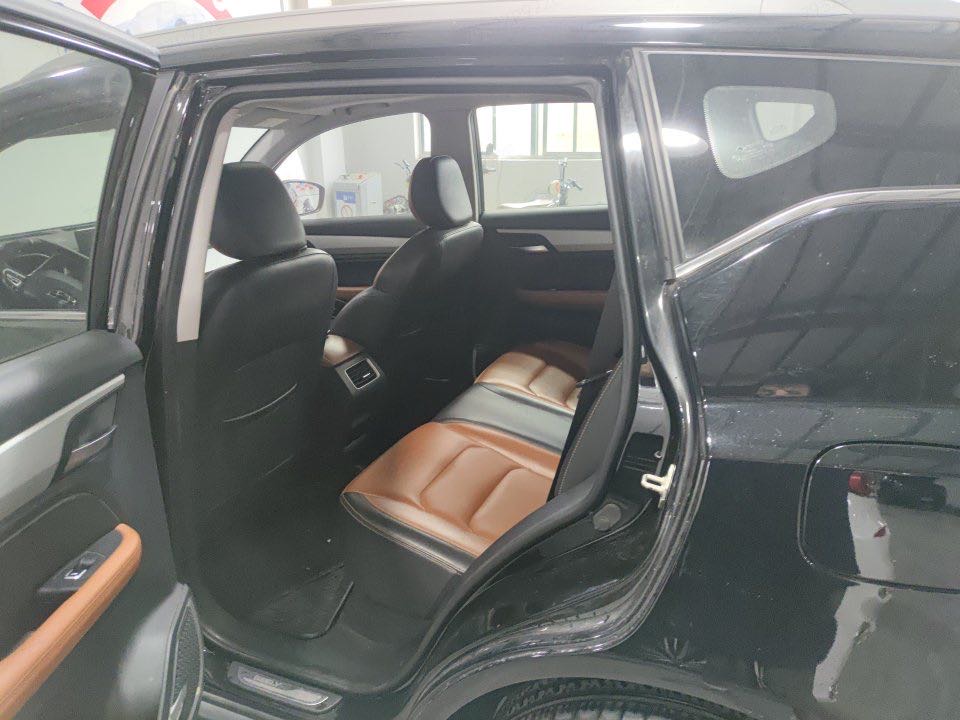 GEELY Vision X6 2020 car image #6