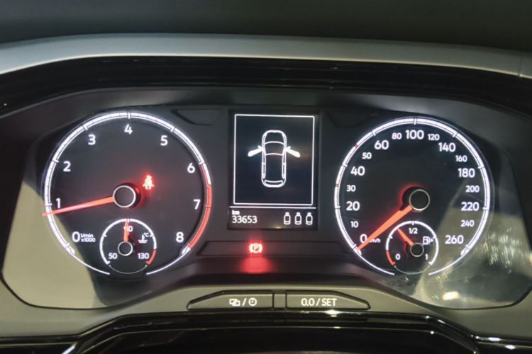 Volkswagen Polo 2022 car image #12