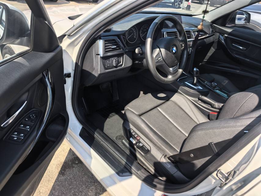 BMW 3 Series 2018 #4 BMW 3 Series 2018 imagen de coche #4