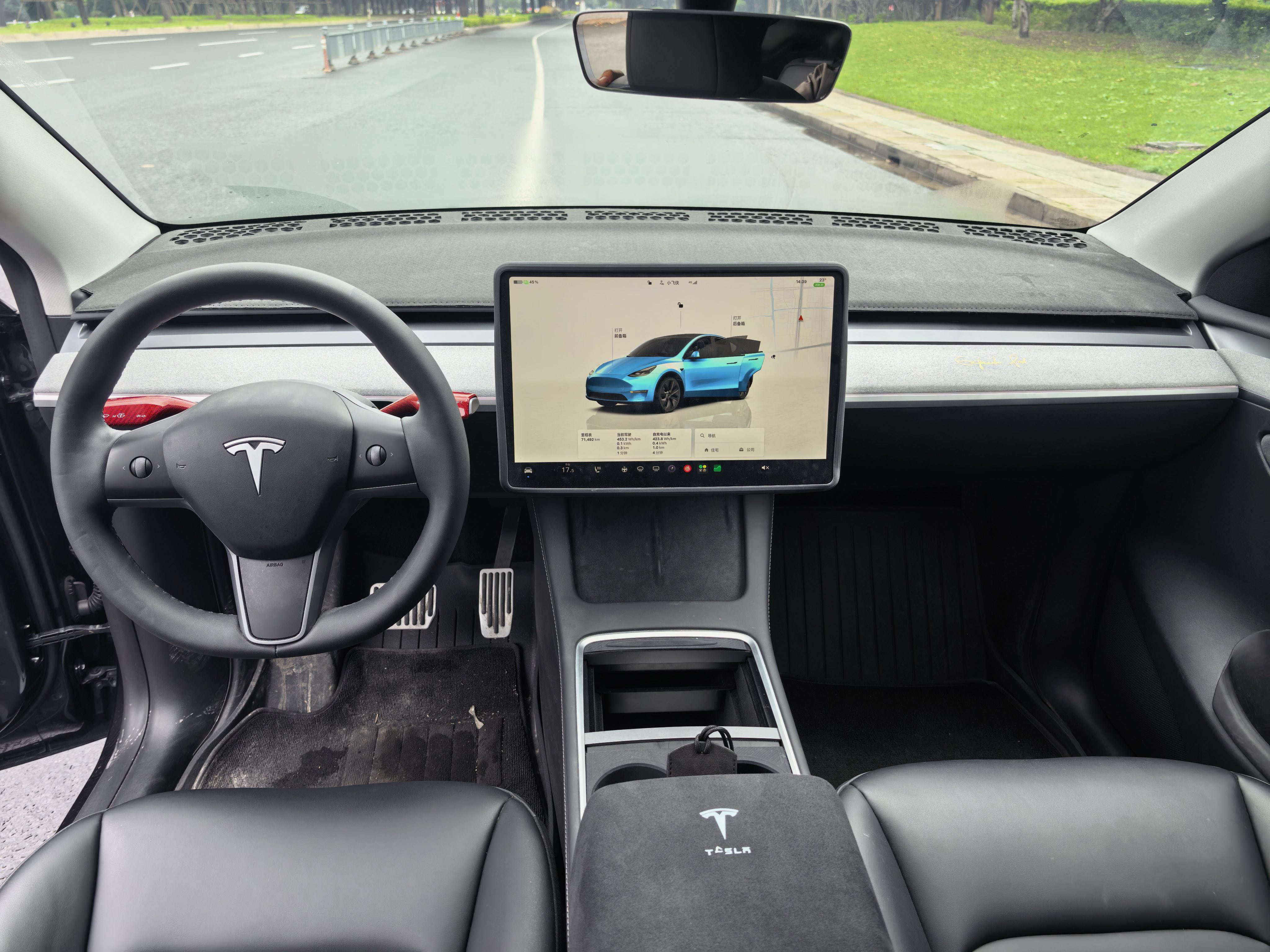 Tesla Model Y 2024 car image #6