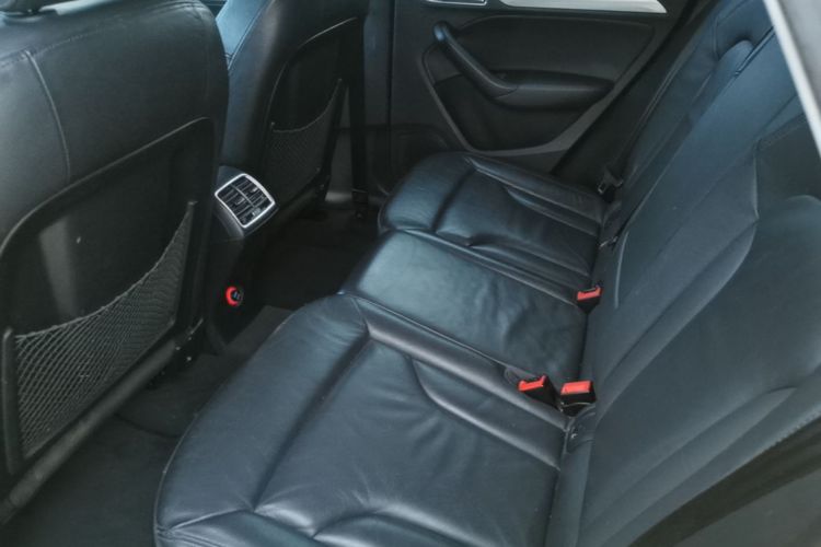 Audi Q3 2017 #17 Audi Q3 2017 car image #17
